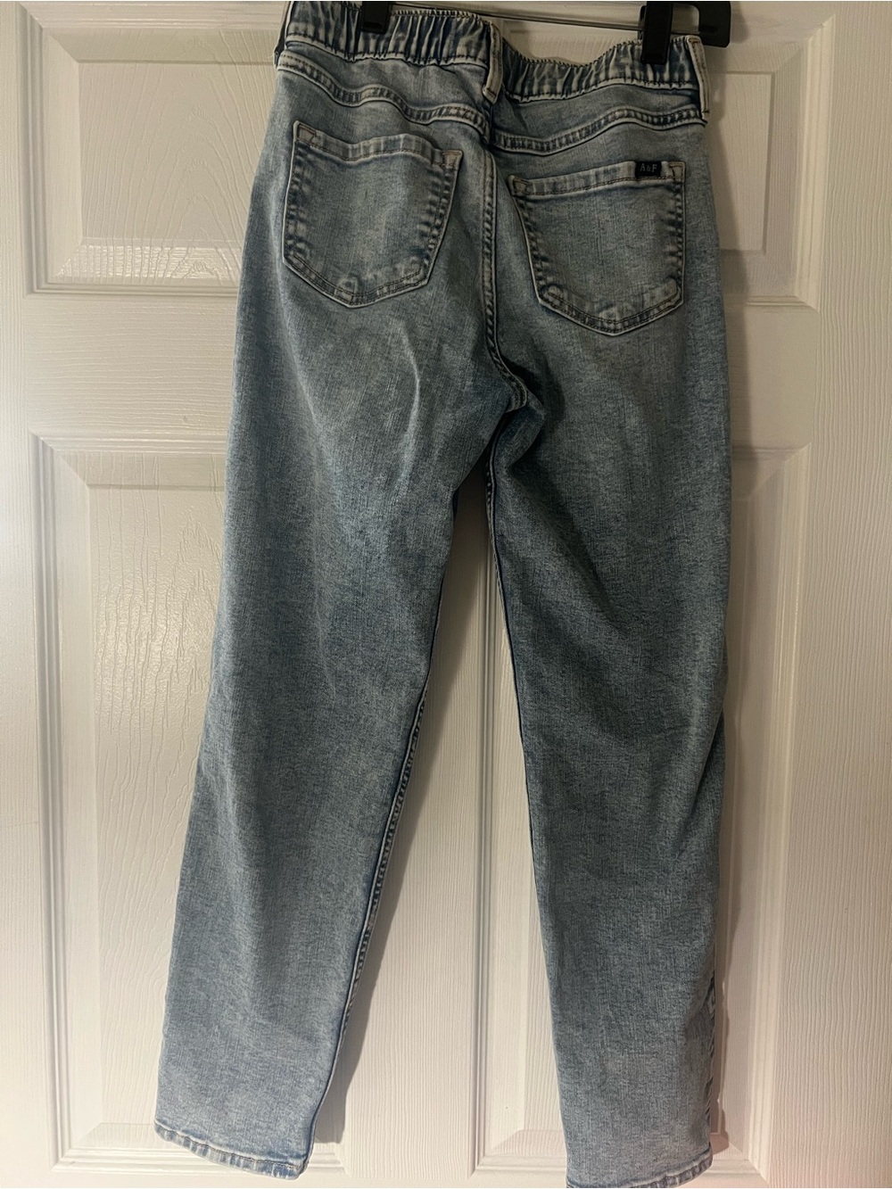 Abercrombie Light Blue Distressed Jeans size 11/12 long - Picture 3 of 3